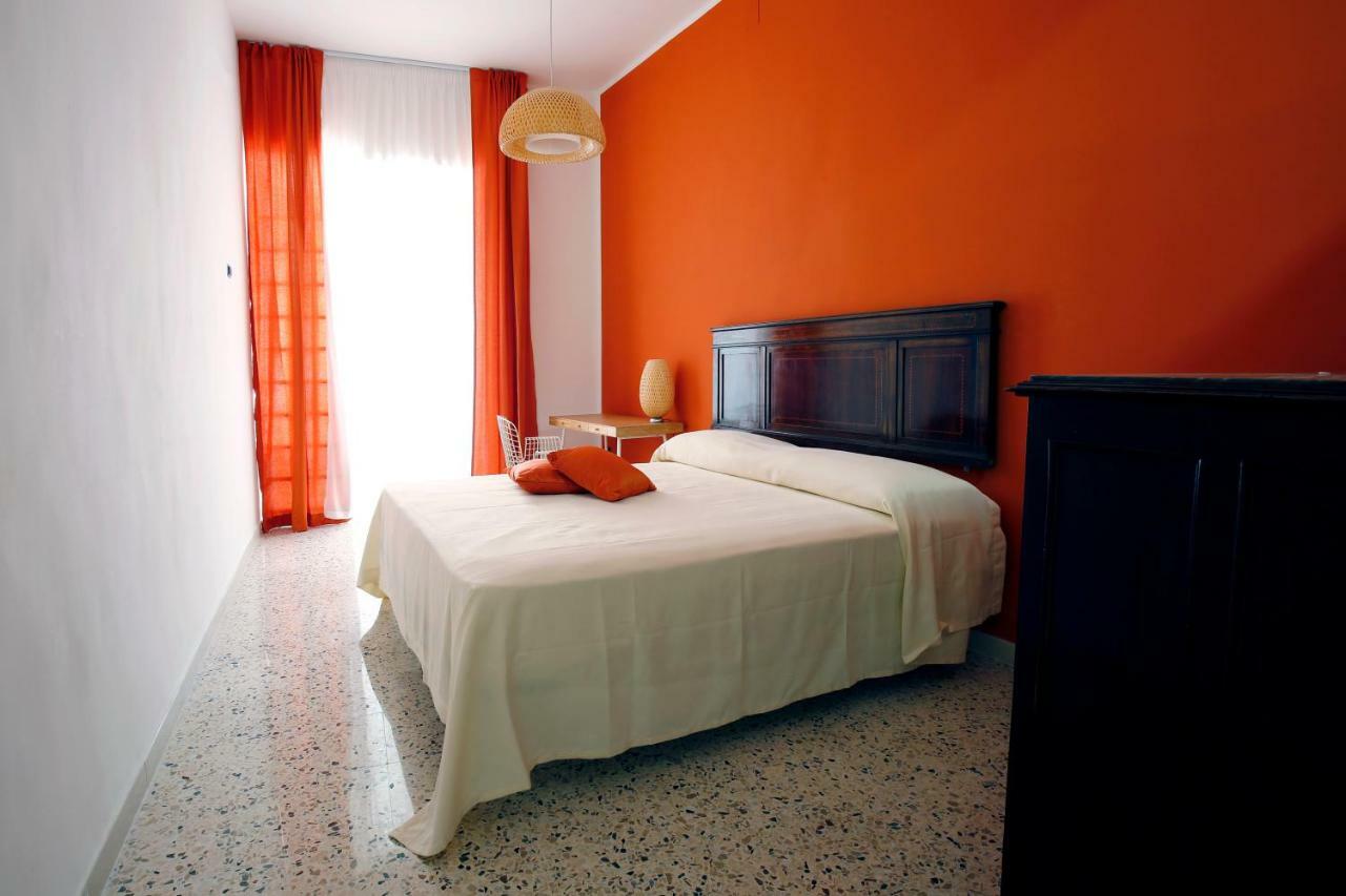 Spira Mirabilis Napoli Hotel Bagian luar foto