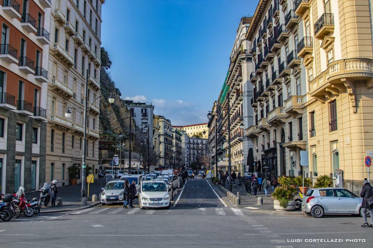 Spira Mirabilis Napoli Hotel Bagian luar foto