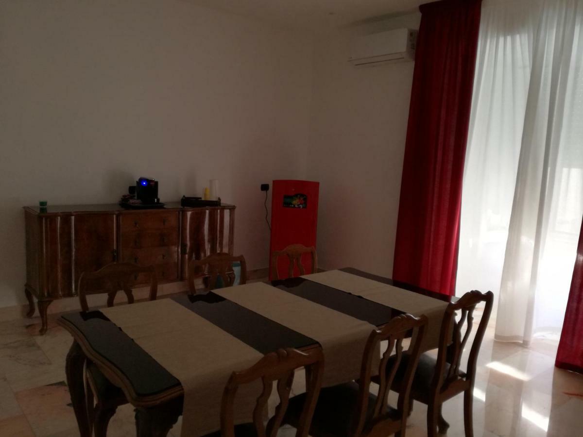 Spira Mirabilis Napoli Hotel Bagian luar foto