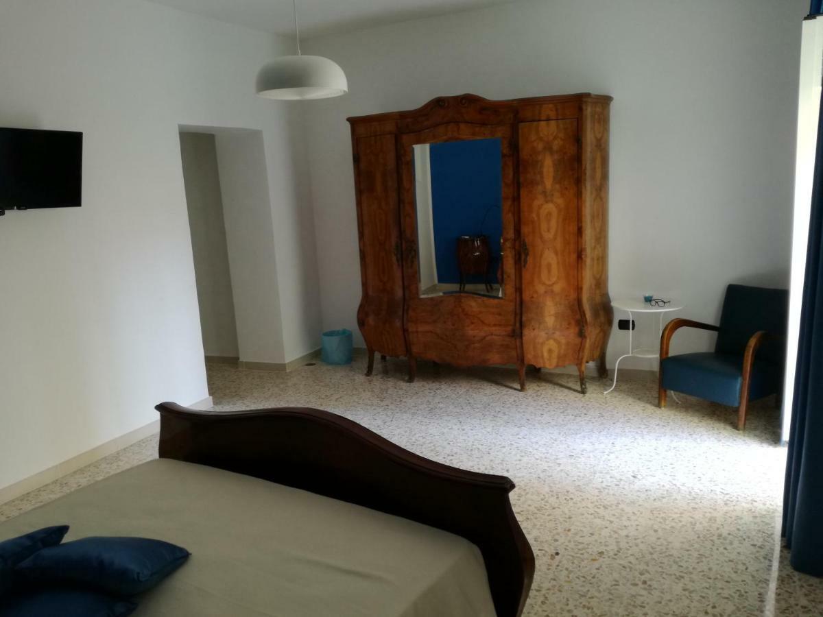 Spira Mirabilis Napoli Hotel Bagian luar foto