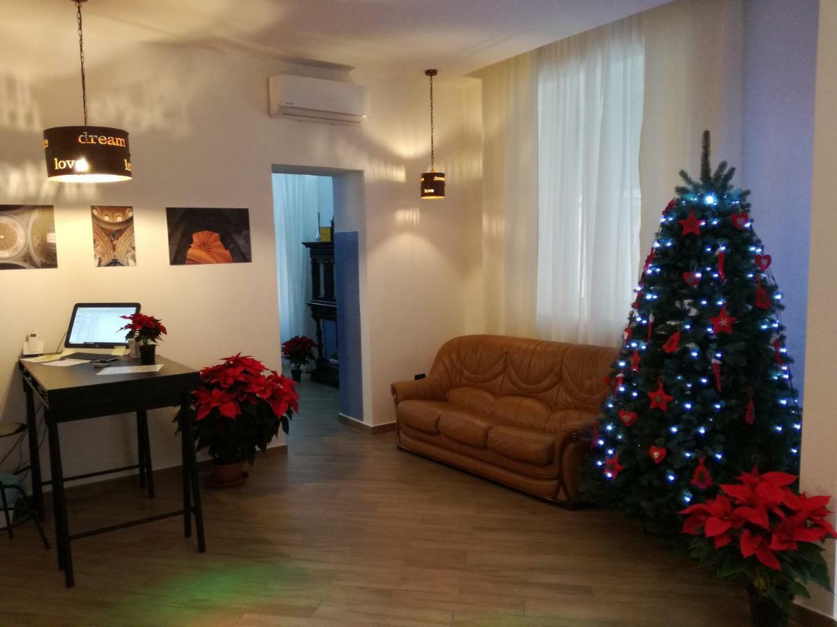 Spira Mirabilis Napoli Hotel Bagian luar foto