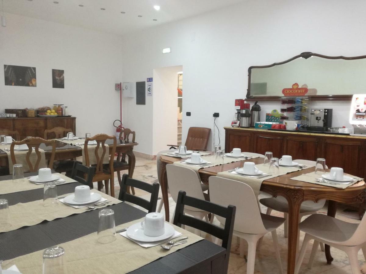 Spira Mirabilis Napoli Hotel Bagian luar foto